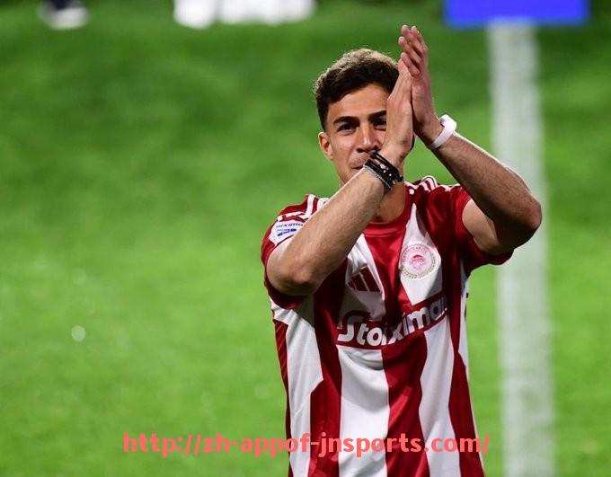 江南体育APP-不可错过的经典对决：世俱杯历史经典比赛深度复盘